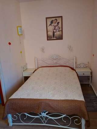 Мини-отель Флёр Углич Стандартный трехместный номер-1